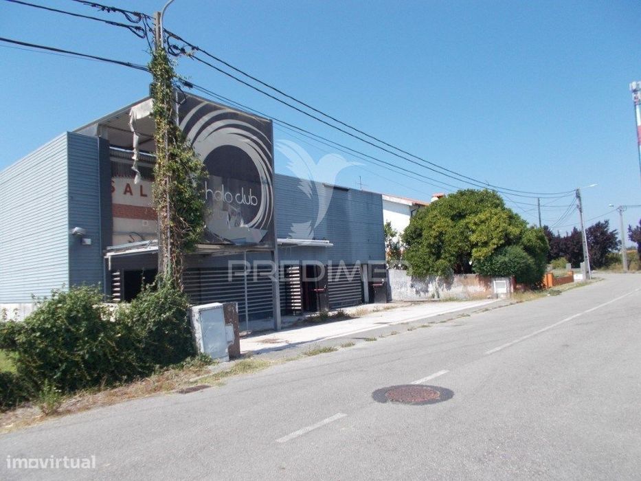 Commercial Space/Shop / Aveiro, Aradas