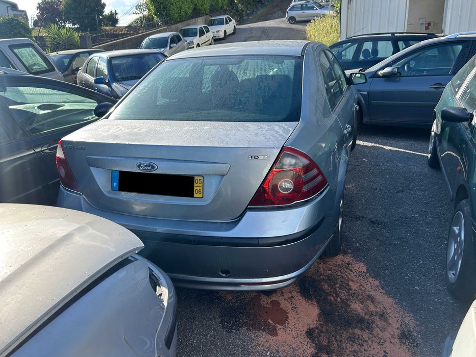 Ford Mondeo 2.o TDCI Só Para Peças