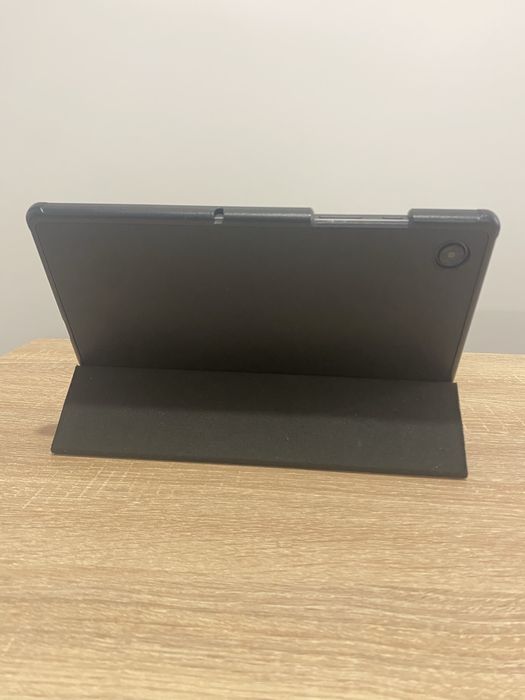 Sprzedam tablet Samsung Galaxy Tab A8 WiFi + Etui ochronne