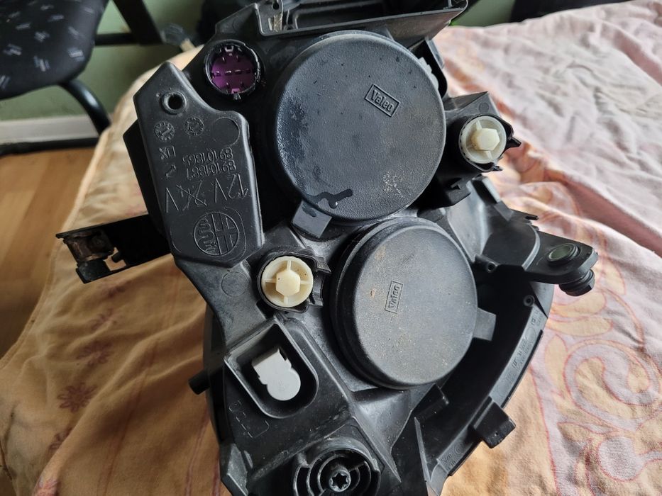 Alfa Romeo Mito lampa przednia prawa