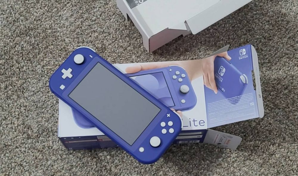Nintendo switch lite 32/64 KeFir в использовании 1 месяц