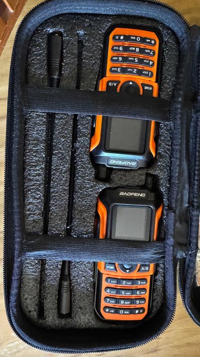 Kit 2 Rádios Baofeng uv-21 pro v2