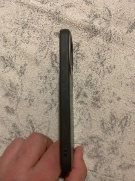 Чехол на IPhone 13 Pro