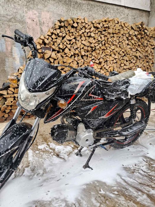 В продажі моторка Hunter Cobra 125сс хороший стан мотоцикл находу
