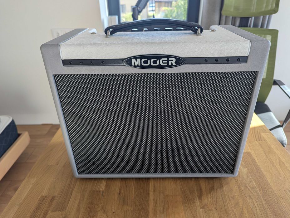 Гітарний підсилювач MOOER SD30