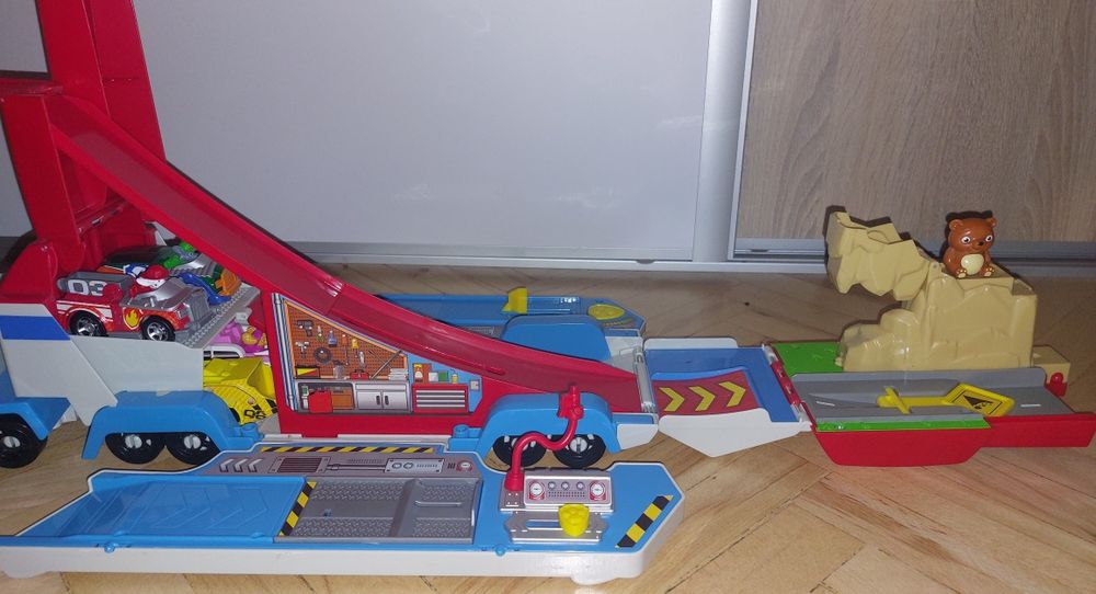 Transporter Psi Patrol + autka