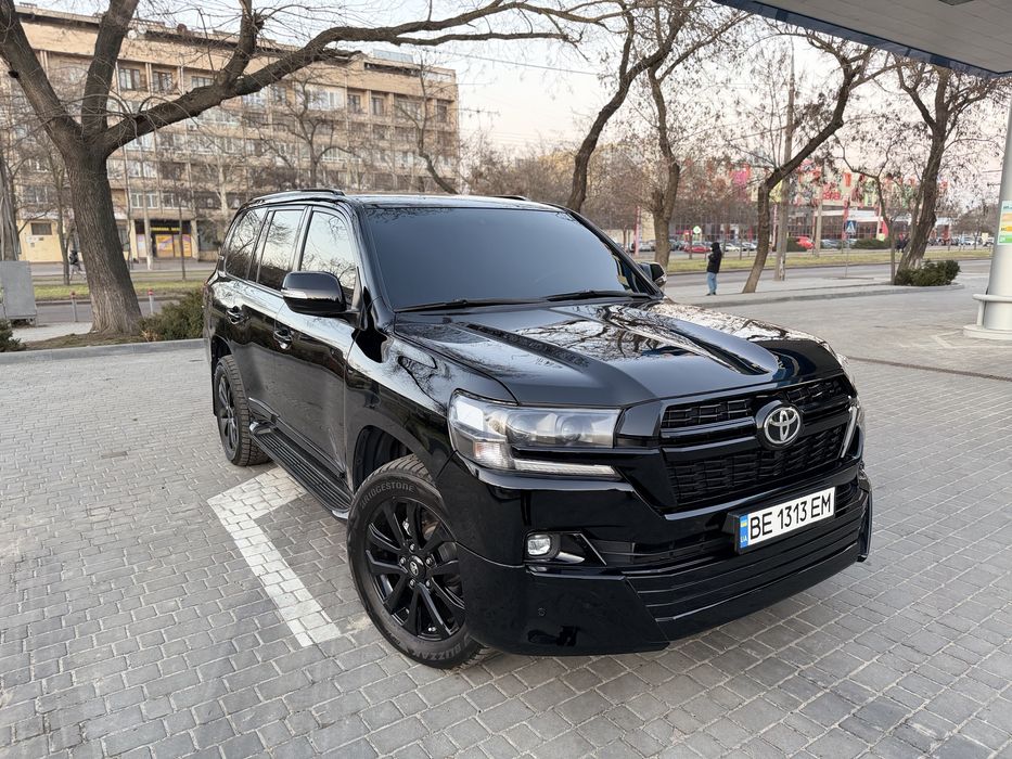 Продам ленд крузер  200