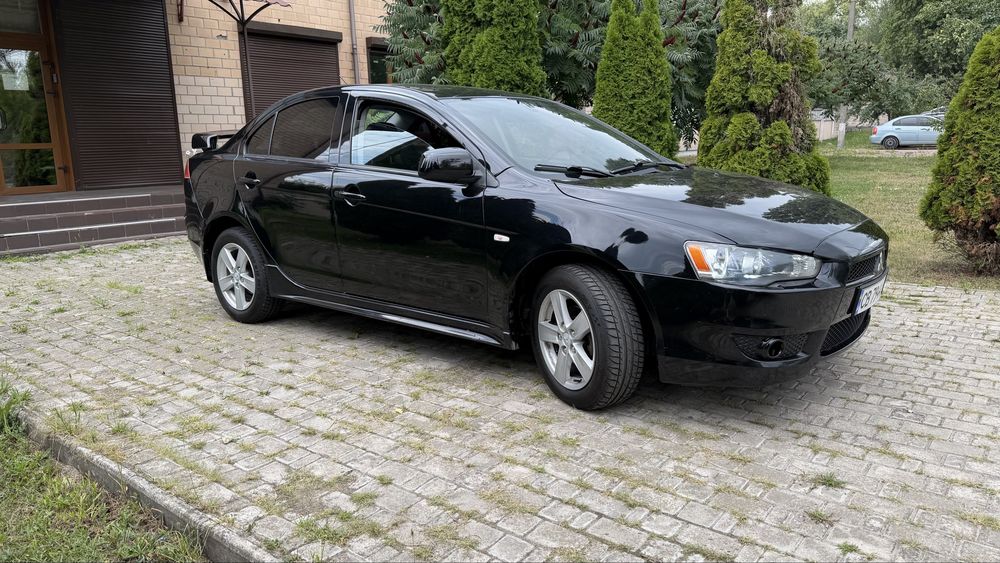 Mitsubishi Lancer X 2008 год автомат