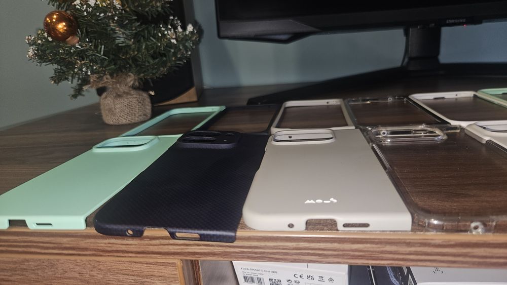 Продам защитные чехлы Google Pixel 9 Pro Fold двойные оригинал