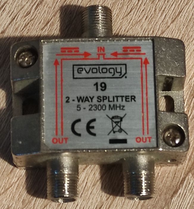 Mixer e diplexer para TV/SAT F conexão