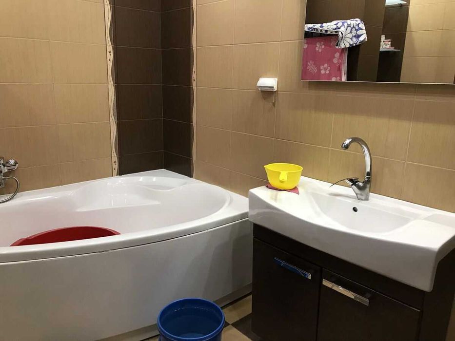 Продажа 3-х комнатной квартиры. Район Артема