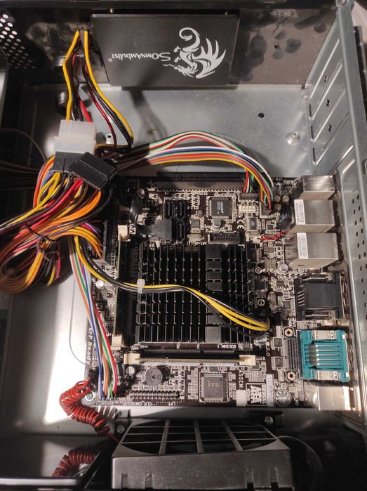 Продам комплект: Celeron N3150(4ядра), ОЗП 8Гб, 64Гб SSD