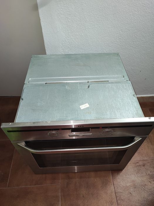 Forno de encastrar da AEG