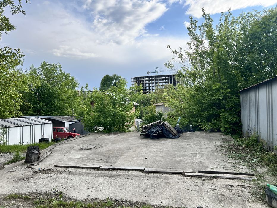 Продам гараж (Сторожинецька)