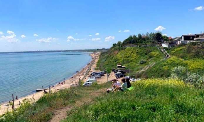 Участок на морской стороне в Крыжановке