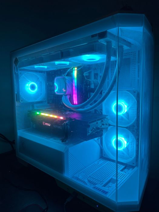 Vendo pc gamer ryzen 7 7800x3d