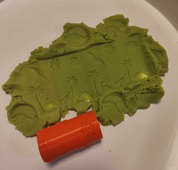 Rolo Texturizado com Dinossauros para Montar