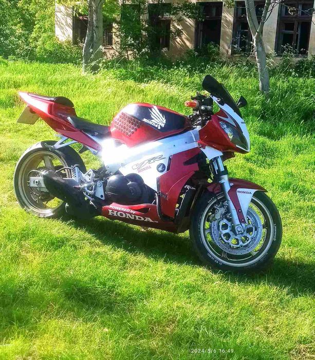 Honda vfr 800 !!