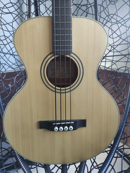 Viola baixo António Carvalho APC