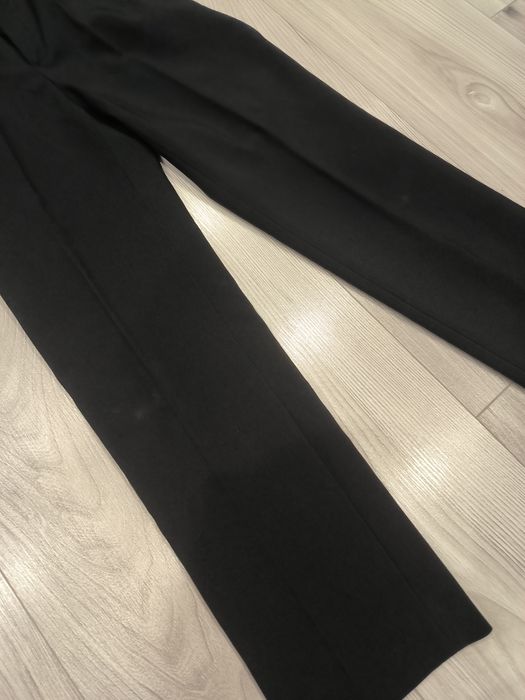 Materiałowe spodnie eleganckie dla chłopca rozmiar 140/146