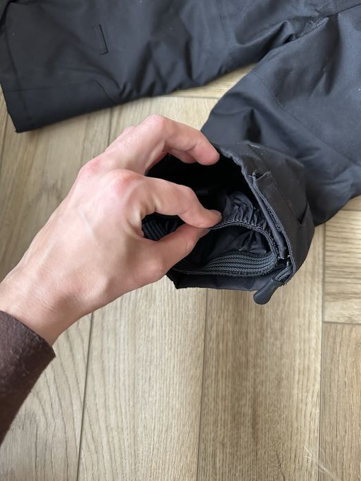 Зимова куртка та напів комбінезон, штани trollkids, не reima