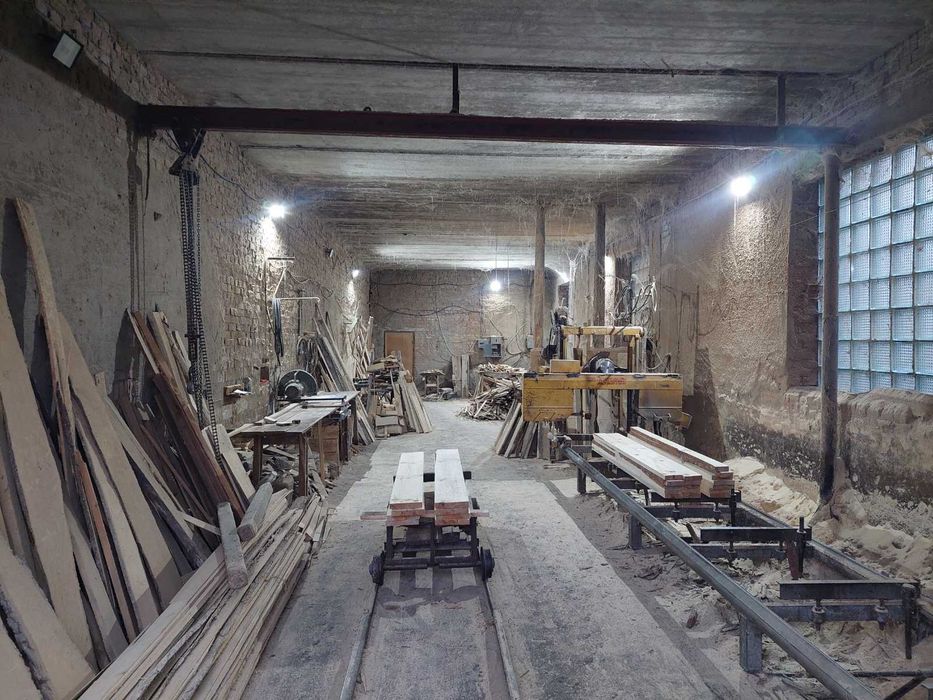 (5) Продам спеціальне приміщення 6470