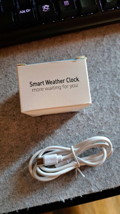Smart weather clock