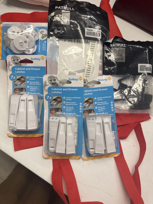 Protectores varios para bebes
