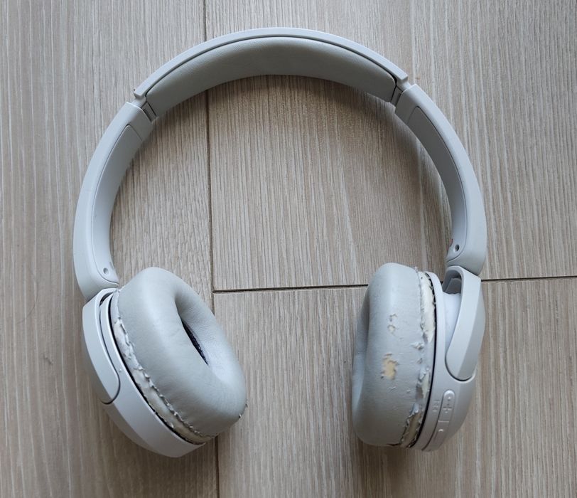 Słuchawki nauszne marki Sony WH-CH520
