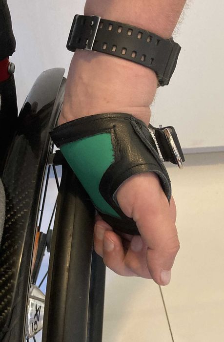 rekawiczki do jazdy na wozku inwalidzkim