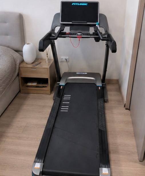 Бігова доріжка Fitlogic T68C