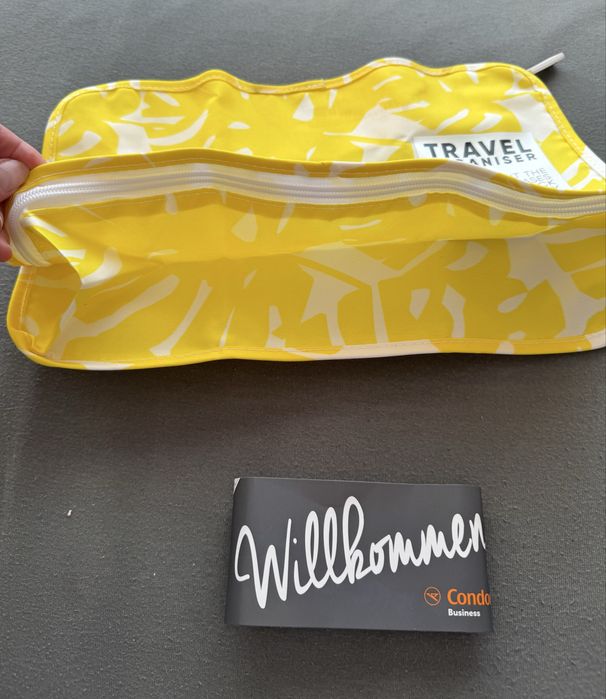 Kosmetyczka saszetka na kosmetyki drobiazgi nową podróżna