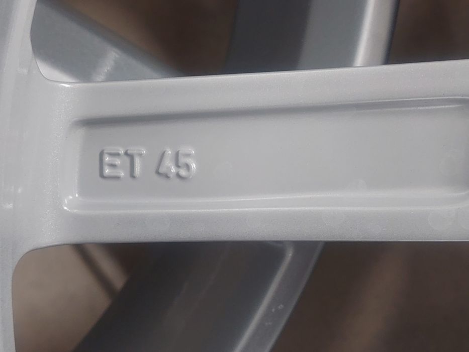 Комплект легкосплавних дисків Skoda Volkswagen Seat R19 5×112