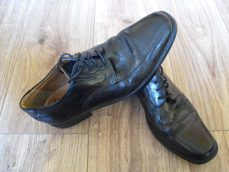 Buty CLARKS 42/43 27.5cm Skóra* półbuty czarne skórzane pantofle