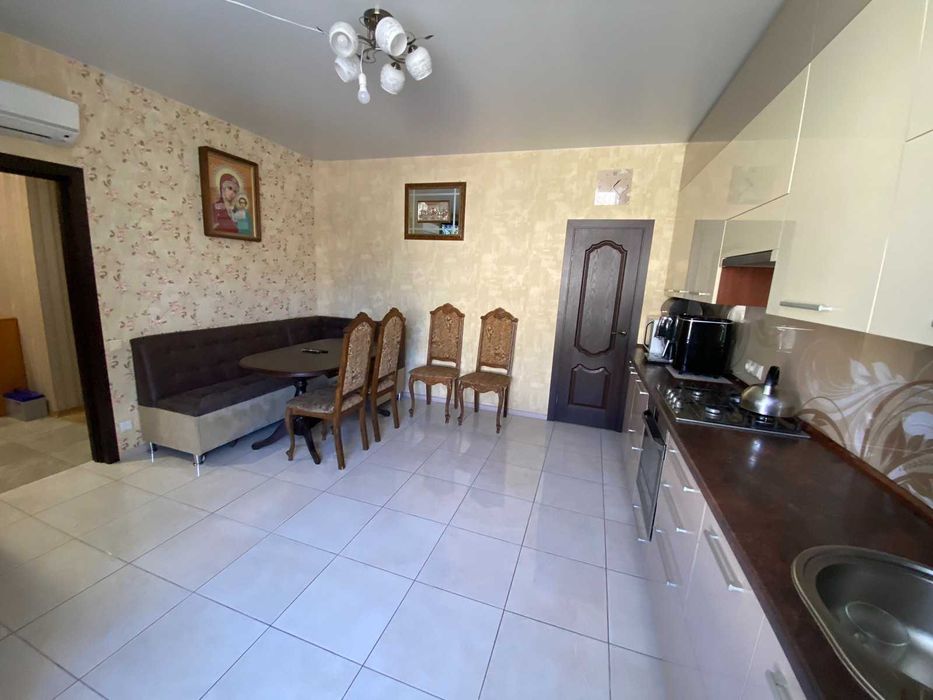 (5) Продам 2к квартиру на вул. Чехова 5788