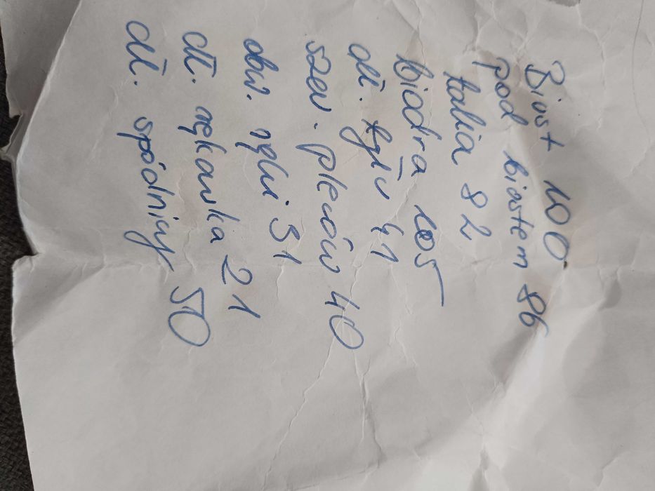 Śliczna sukienka