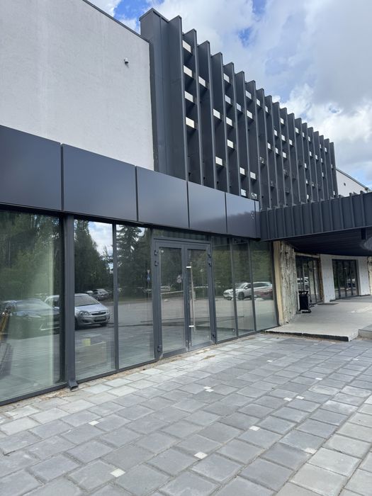 Продаж приміщень від 20 до 1200м² з ремонтом у Луцьку