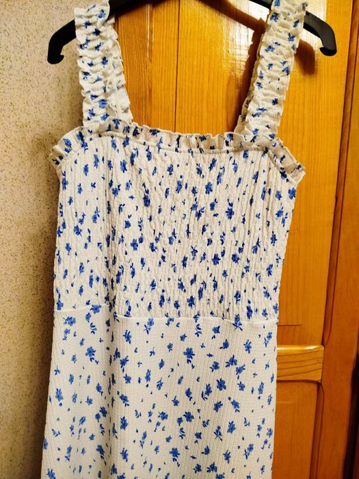 Ніжне літнє плаття