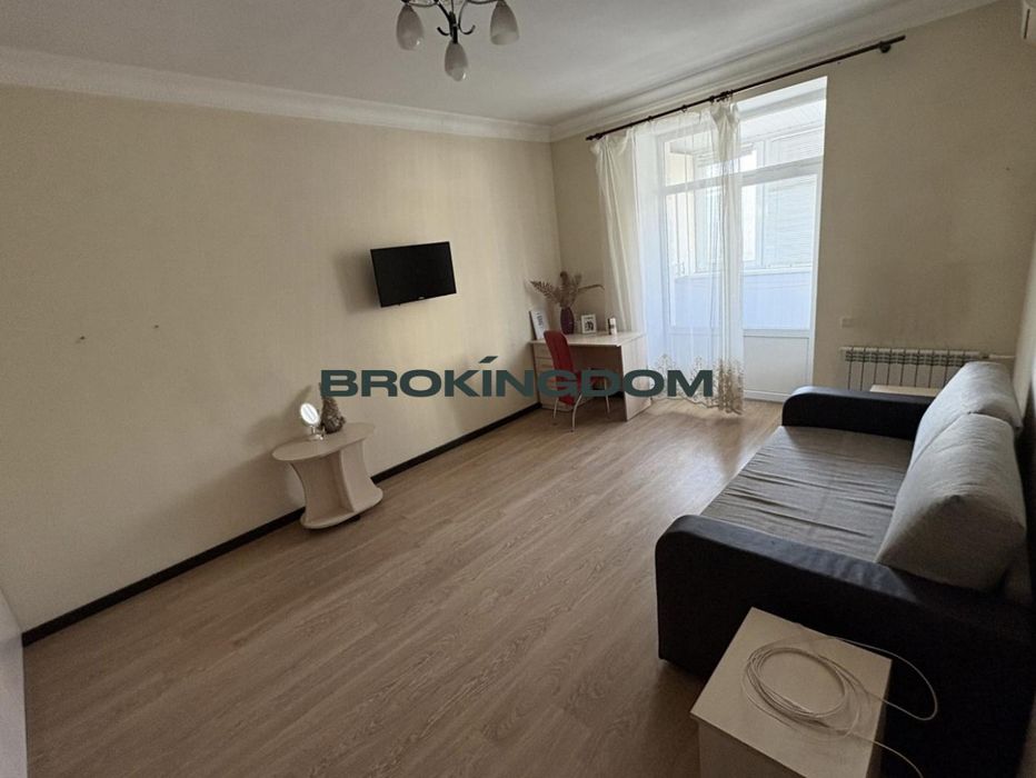 1 кім.кв. вул. Михайла Бойчука 27.Печерськ