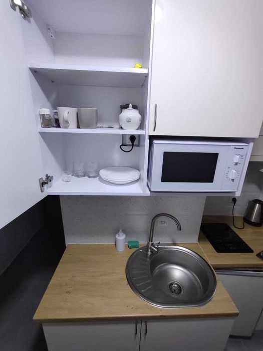 квартира-студія погодинно (площа 17 м2 - 750 грн/доба ). На Волі