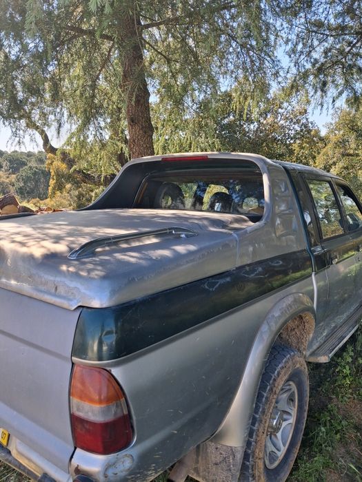 L200 strakar de 2001