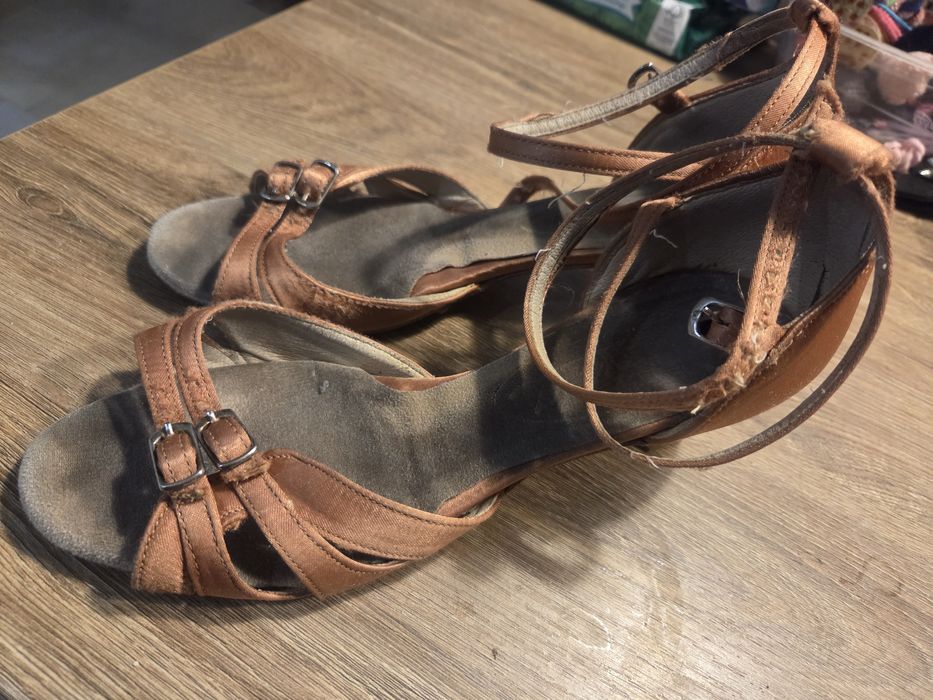 Buty do tanca towarzyskiego standard 34