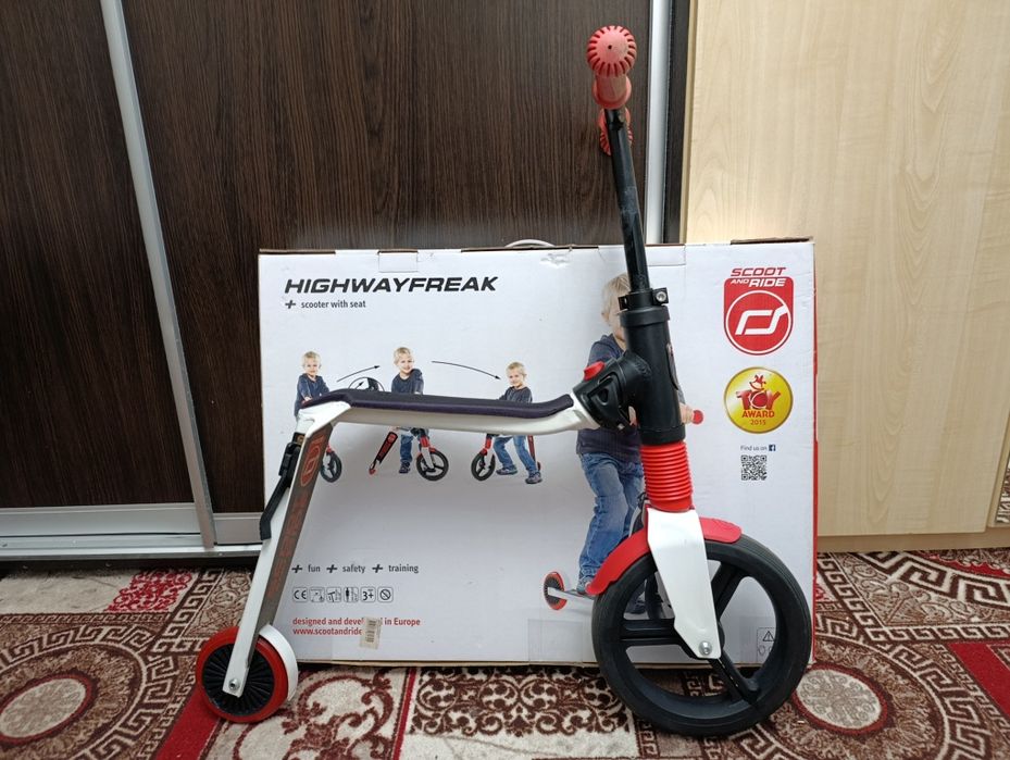 Беговел+самокат 2 в 1 Highwayfreak  Scoot and ride