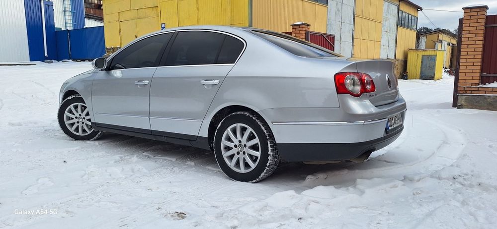 Фольксваген Пасат  В6