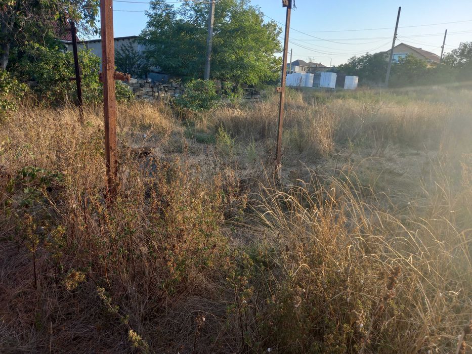 Продам участок под жилую застройку в с.Нерубайское/ К.Маркса