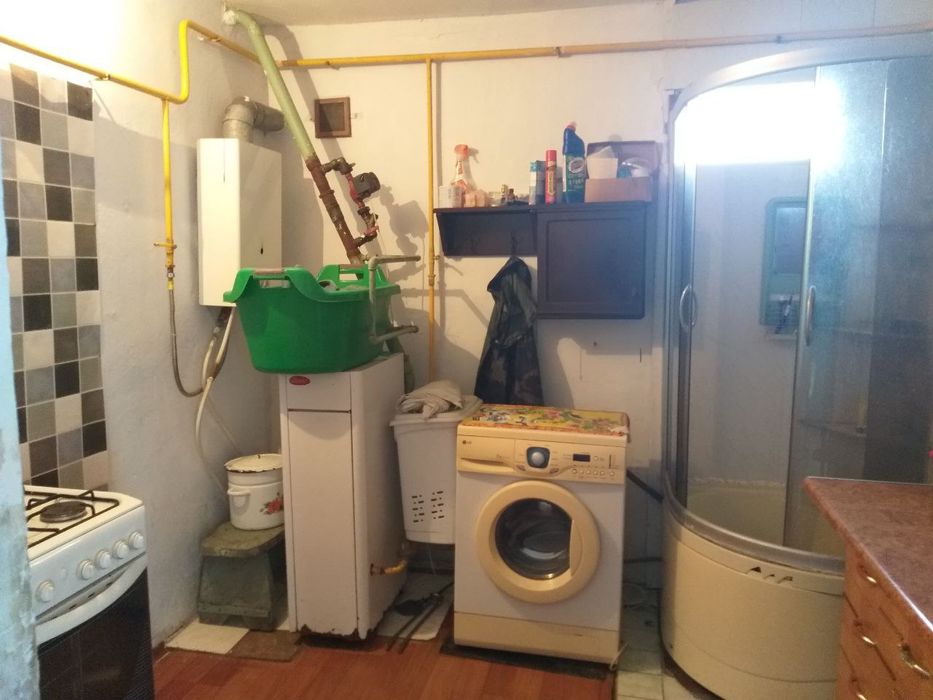 Продам  свій будинок