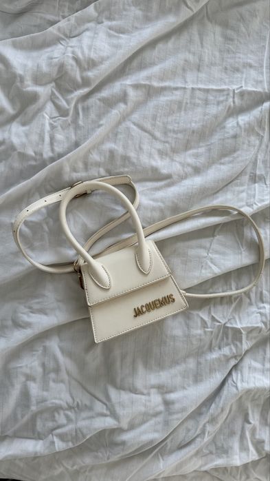 Біла сумка jacquemus