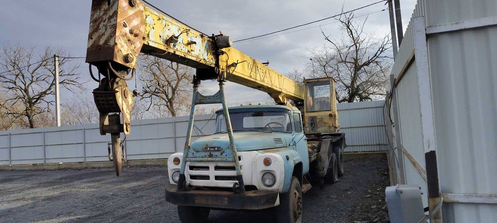 ЗІЛ 133 ГЯ по запчастинах