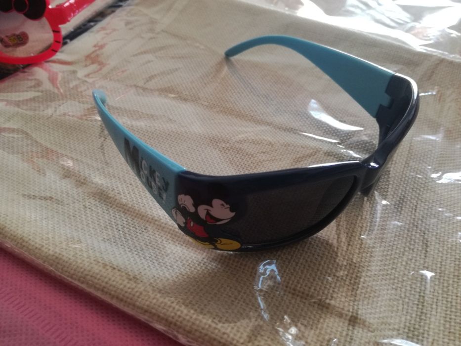 Óculos criança, Hello Kitty, Homem Aranha e Mickey