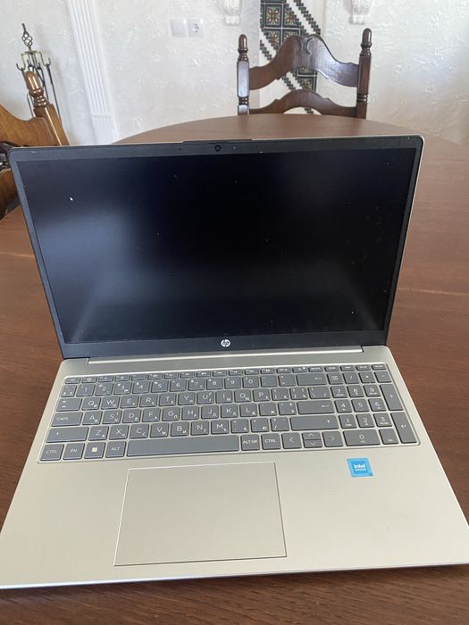 Ноутбук HP 15-fd0030ua (9H8P4EA)